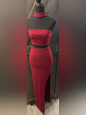 Heart on Fire Crimson Ribbed Choker Collar/Crop Top &  Maxi Skirt w/Side Slit